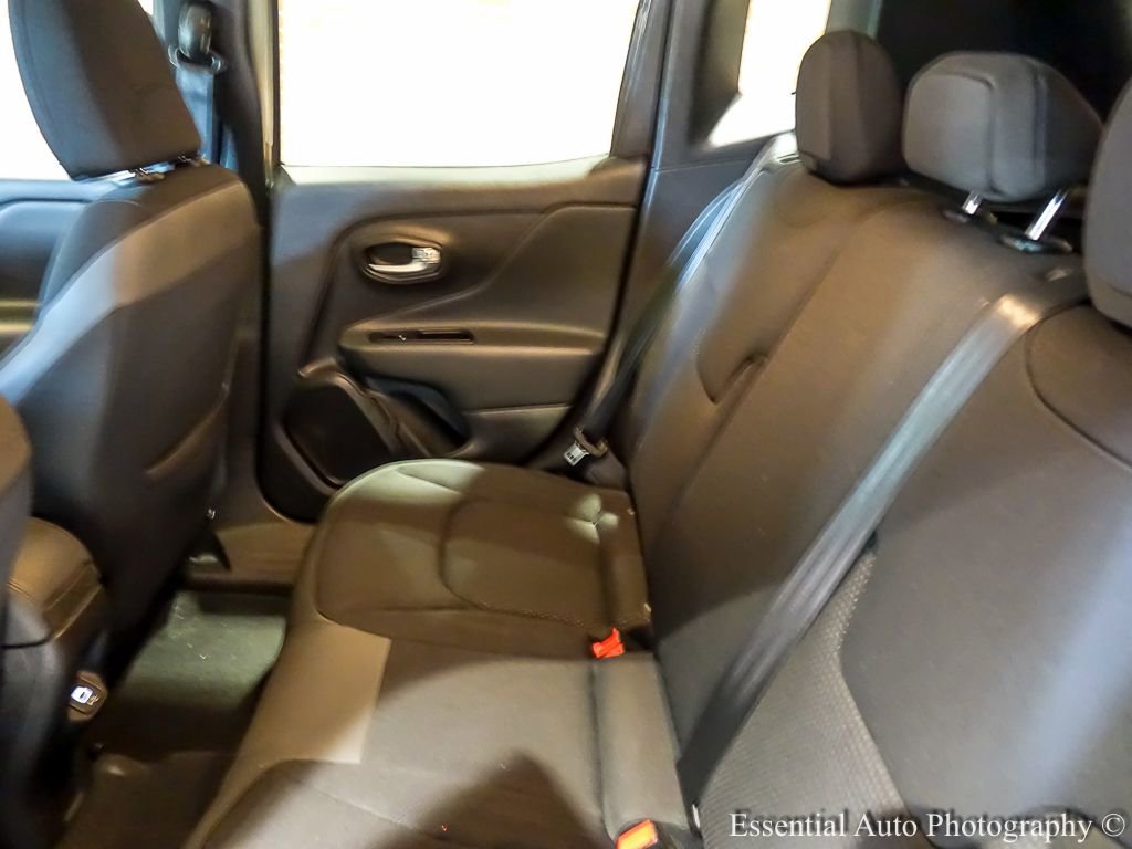 Used 2020 Jeep Renegade Altitude FWD image 13