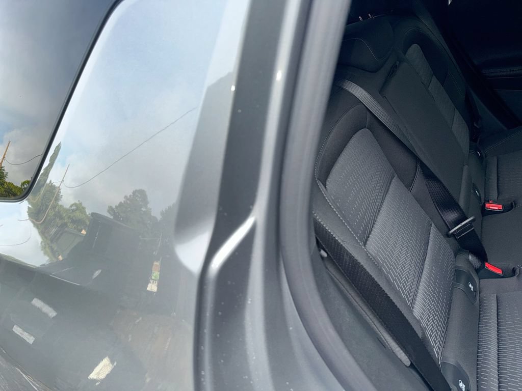 New 2027 Chevrolet Equinox LT w/ Safety and Technology Package FWD image 30