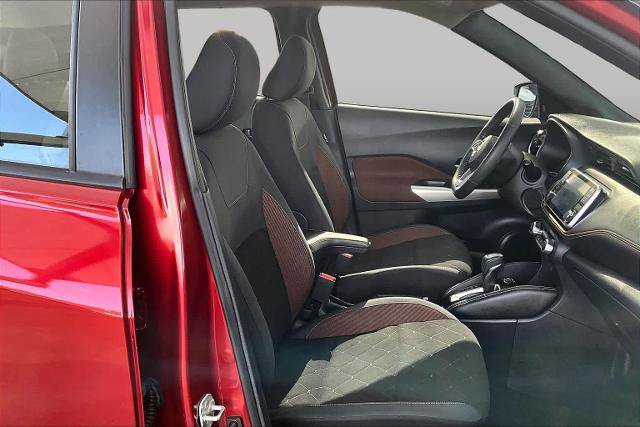Certified 2020 Nissan Kicks SR FWD image 9