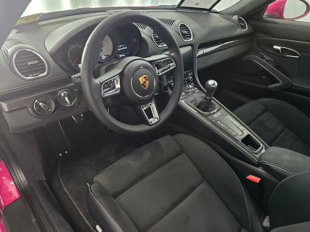 Certified 2025 Porsche 718 Cayman GTS RWD image 4