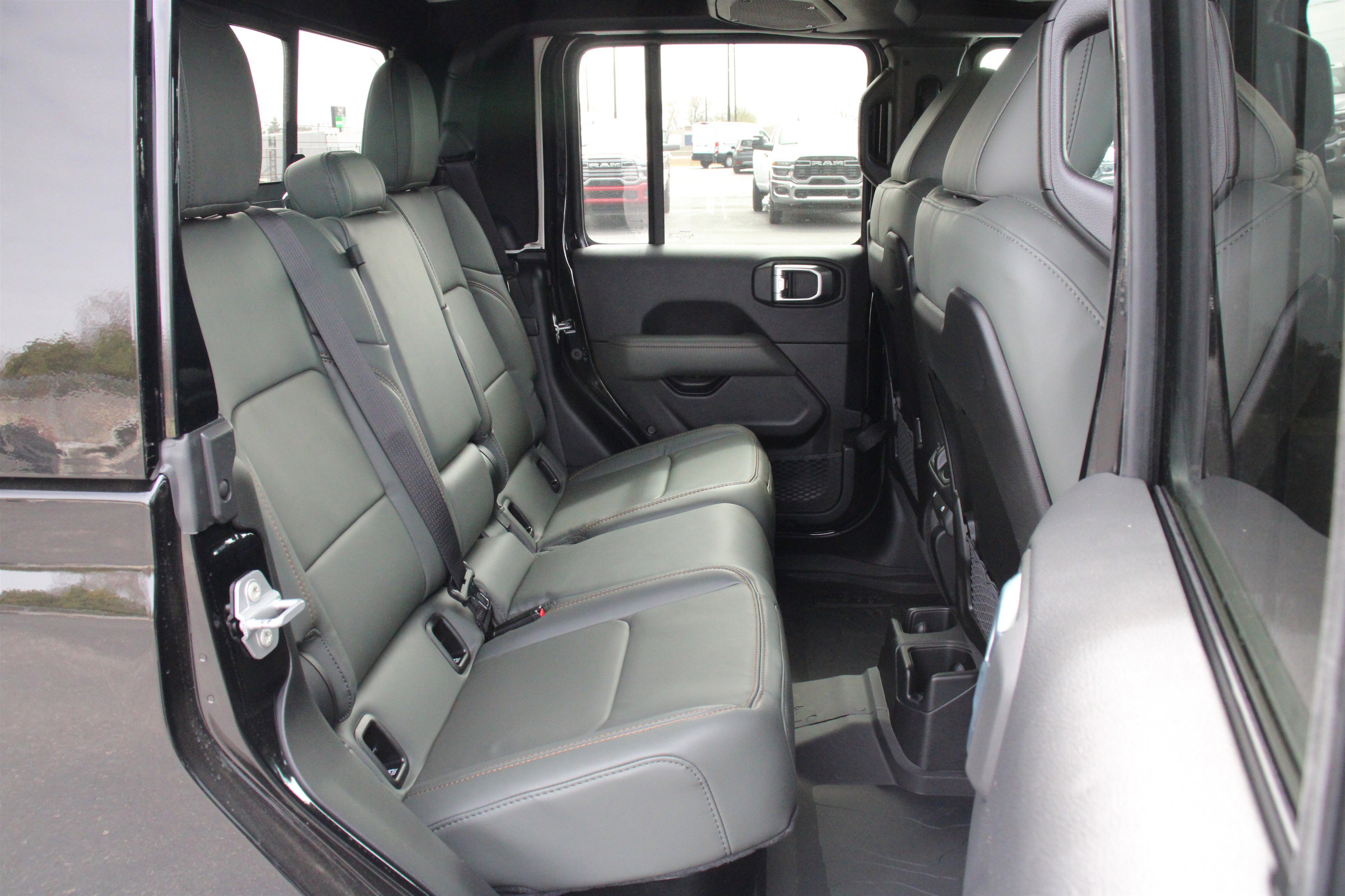 New 2026 Jeep Gladiator Mojave image 27