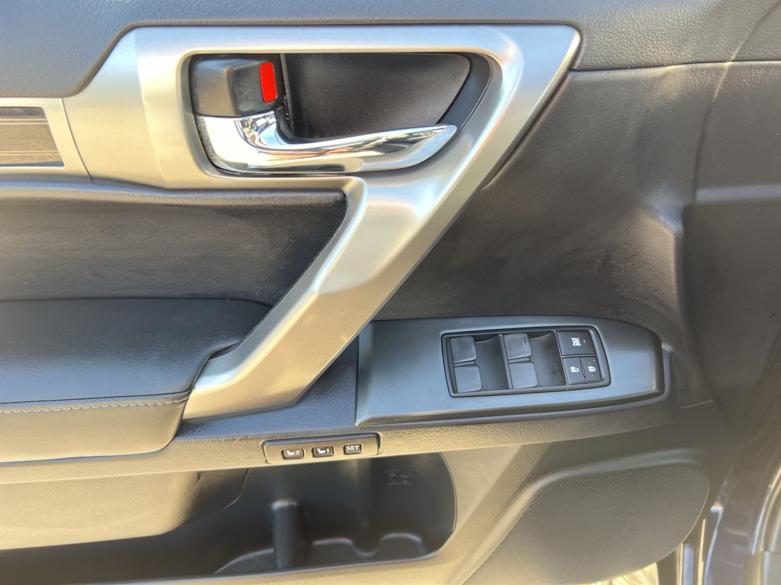 Used 2023 Lexus GX 460 Premium w/ Premium Plus Package AWD/4WD image 15