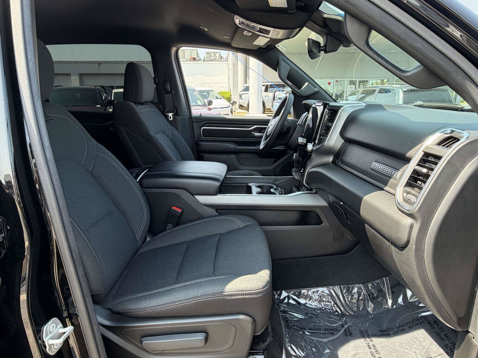 Used 2025 RAM 1500 Big Horn AWD/4WD image 31