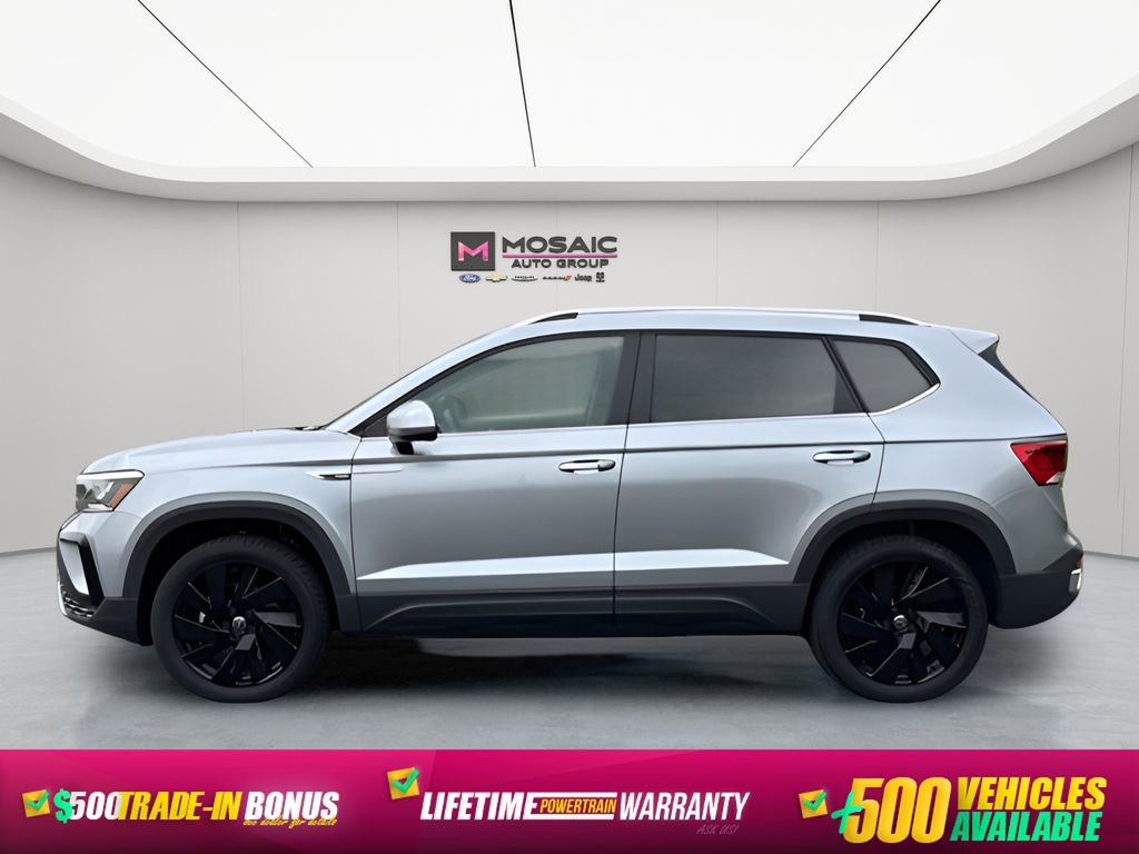 Used 2024 Volkswagen Taos SE image 6