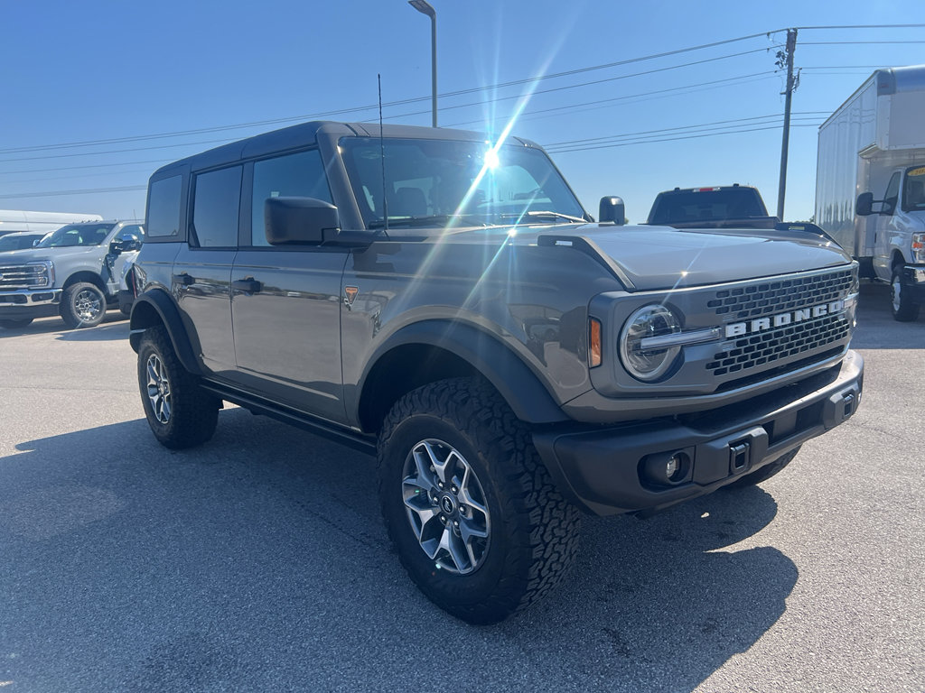 New 2025 Ford Bronco Badlands image 15