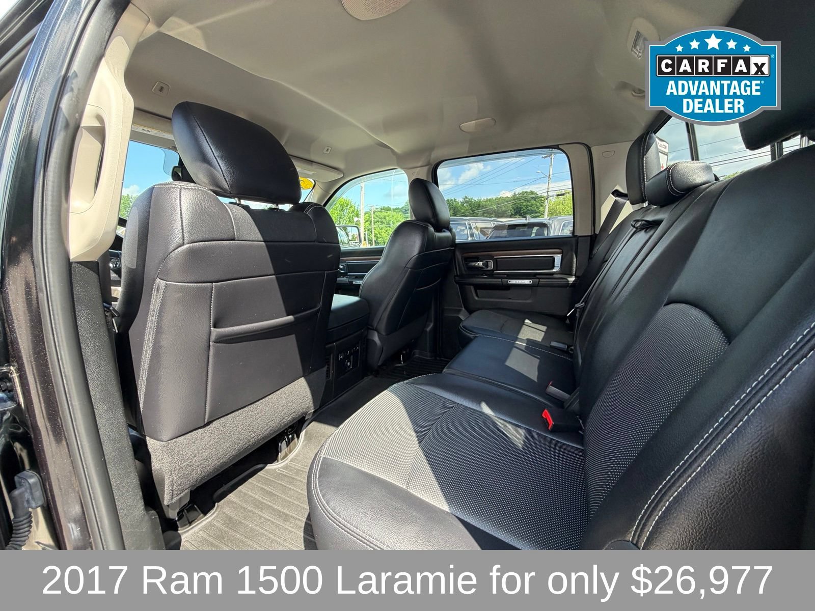 Used 2017 RAM 1500 Laramie w/ Convenience Group AWD/4WD image 13
