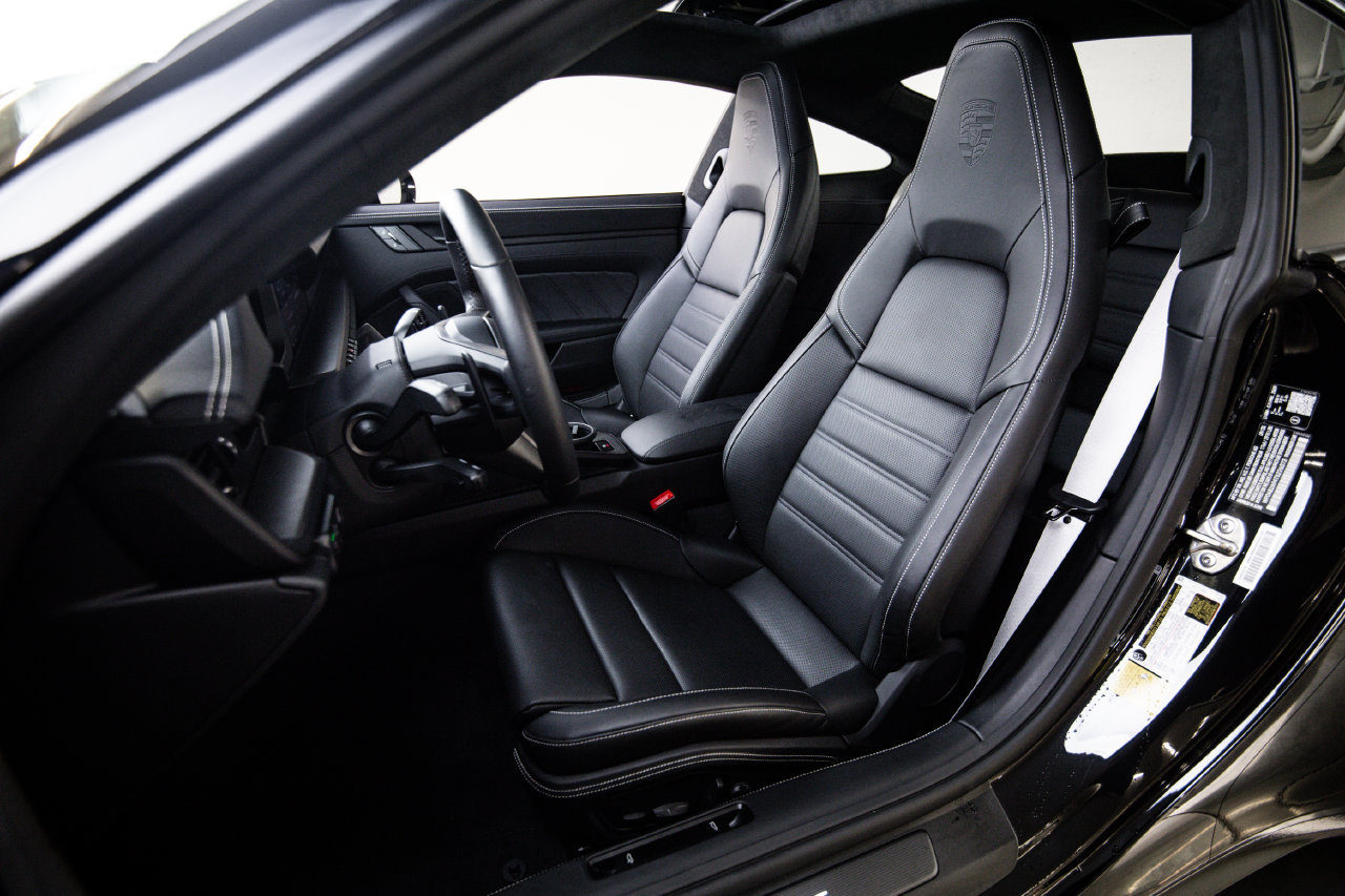 Certified 2026 Porsche 911 Carrera GTS RWD image 5