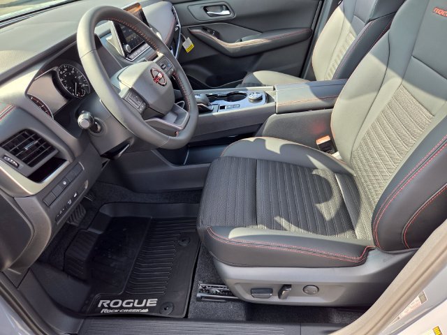 New 2026 Nissan Rogue SV AWD/4WD image 10