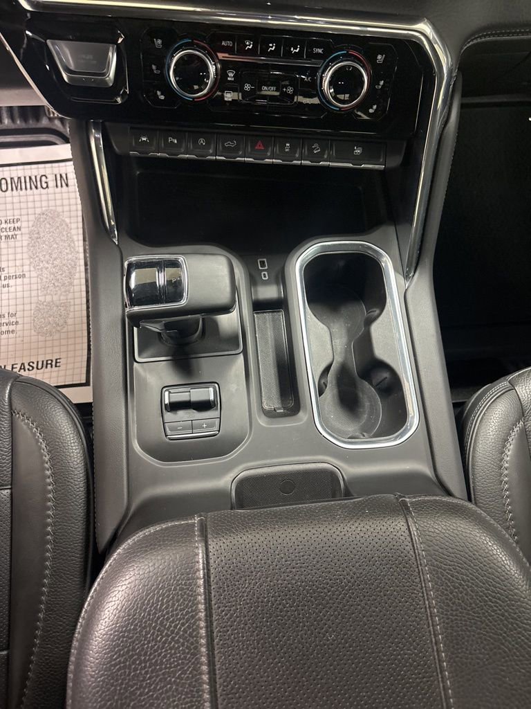 Used 2024 GMC Sierra 1500 Denali w/ Technology Package AWD/4WD image 15