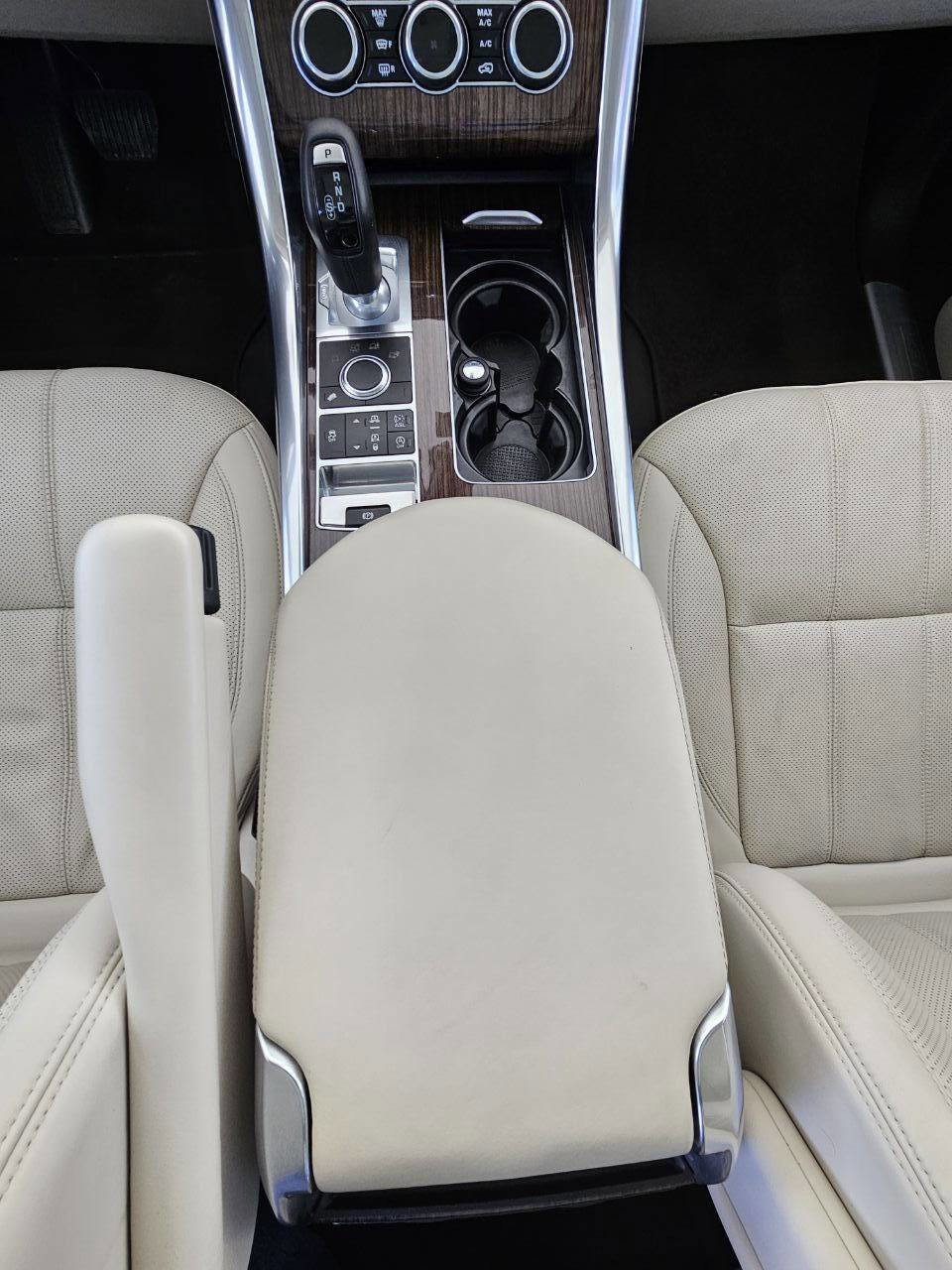 Used 2014 Land Rover Range Rover Sport HSE image 34