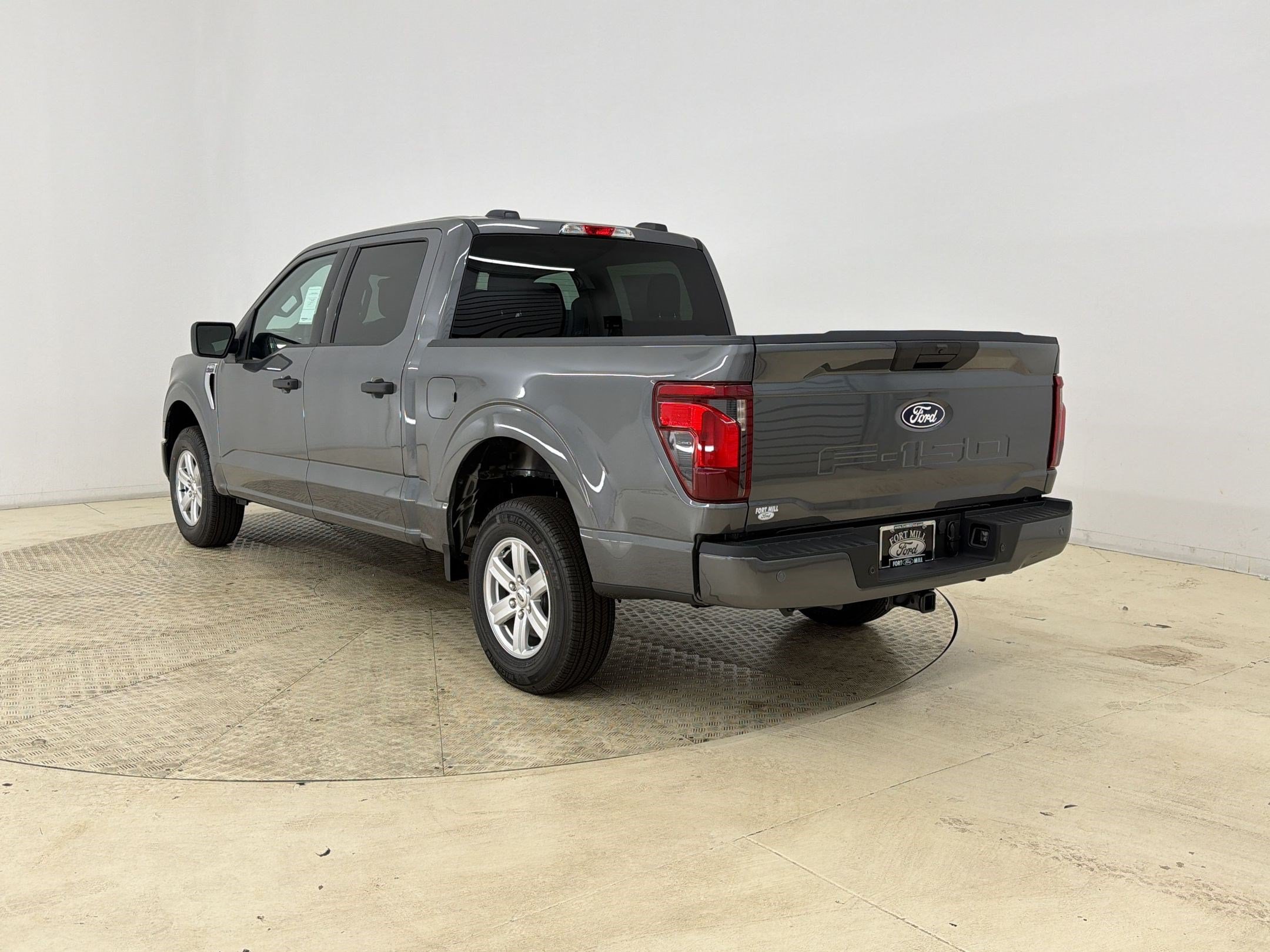 New 2026 Ford F150 XLT RWD image 3