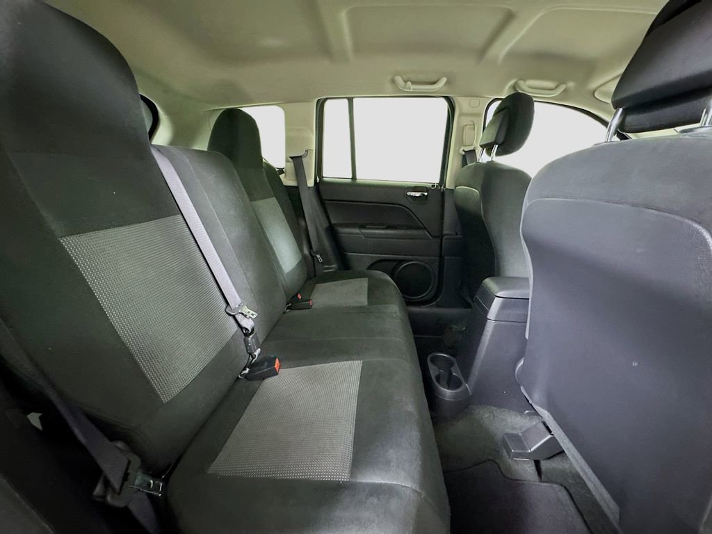 Used 2017 Jeep Compass Sport w/ Power Value Group image 18