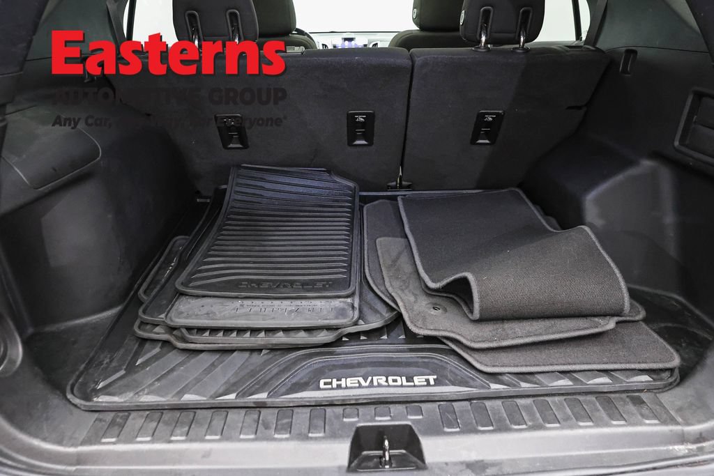 Used 2019 Chevrolet Equinox LT w/ Sun & Navigation Package AWD/4WD image 9