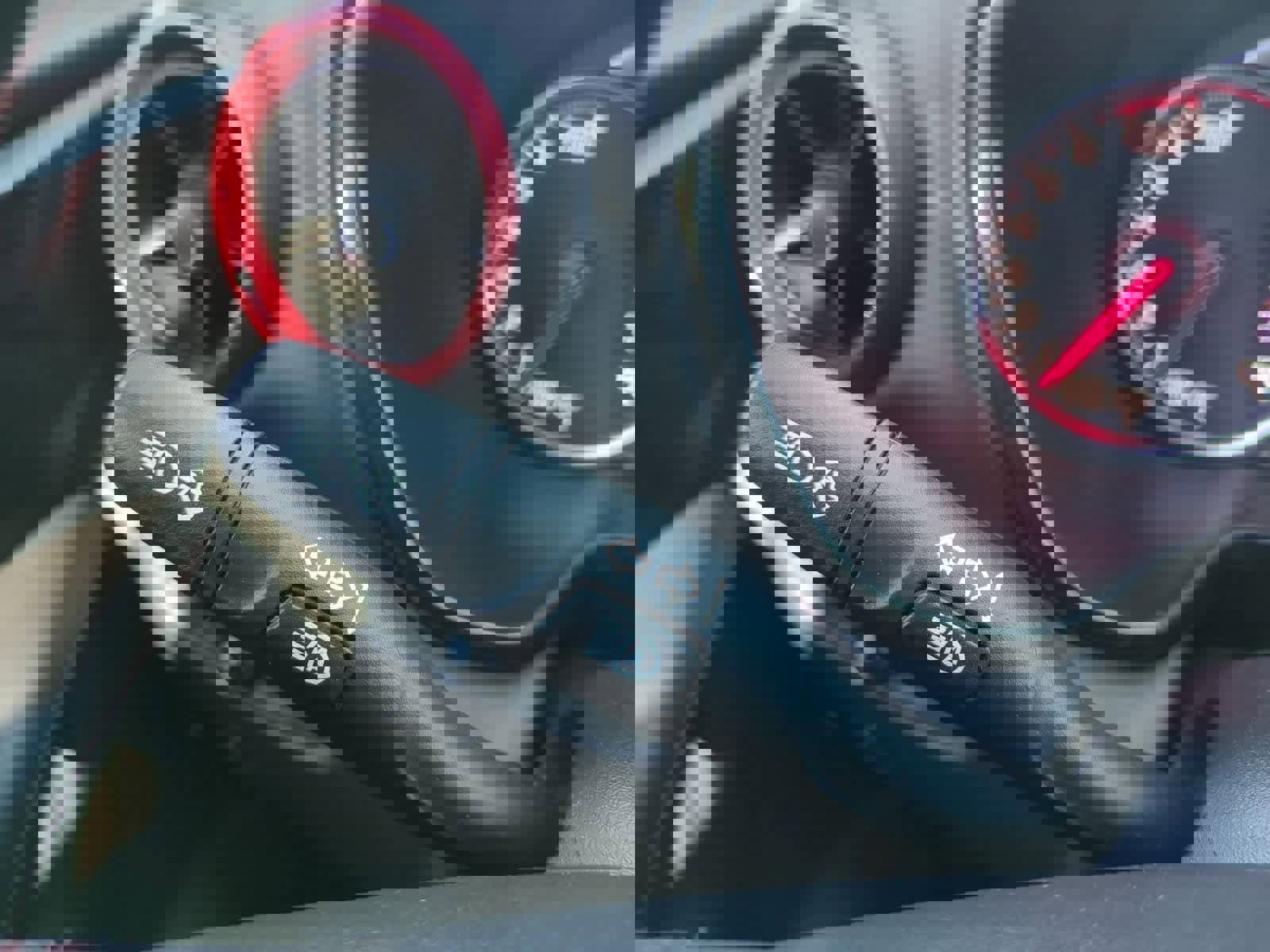 Used 2022 Chevrolet Blazer RS w/ Enhanced Convenience Package image 27