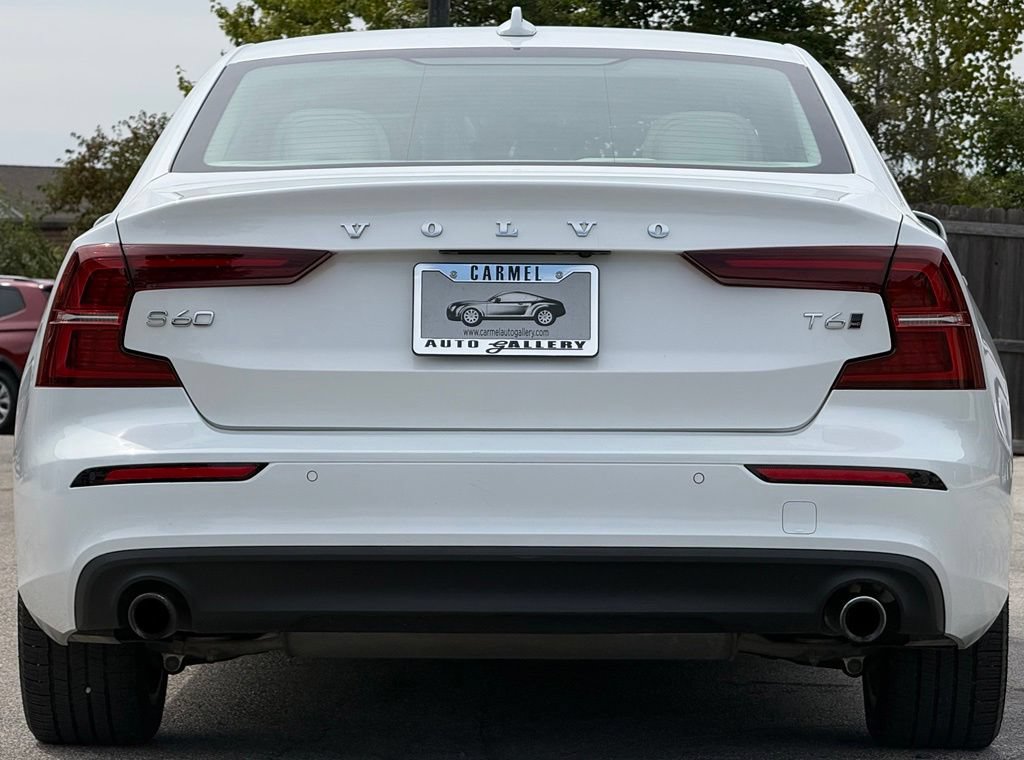 Used 2020 Volvo S60 T6 Momentum AWD/4WD image 4