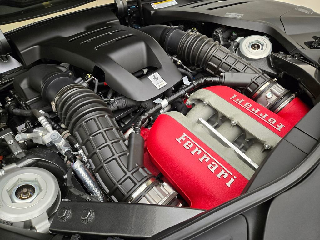 Used 2026 Ferrari Purosangue AWD/4WD image 32