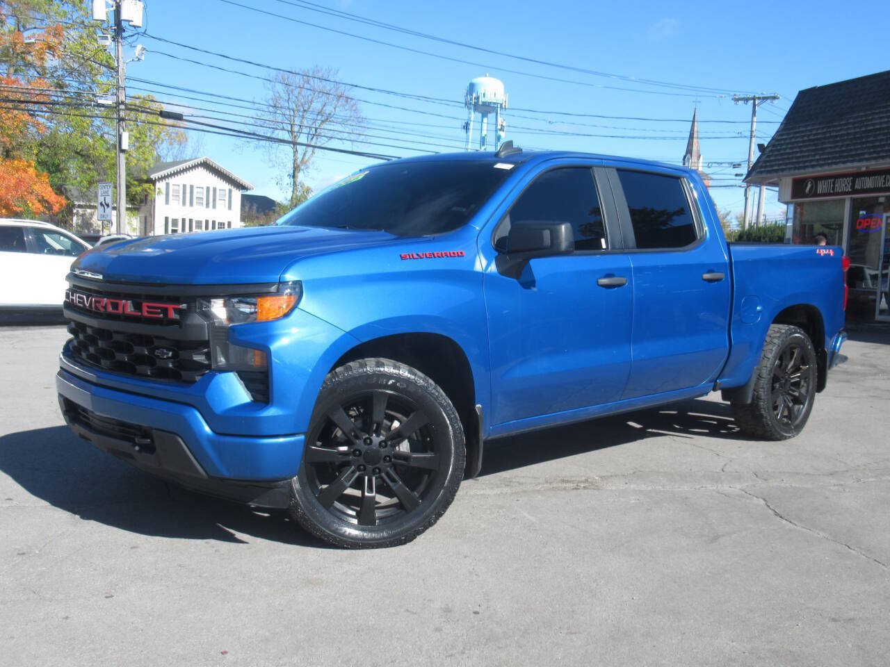 Used 2022 Chevrolet Silverado 1500 Custom AWD/4WD image 25