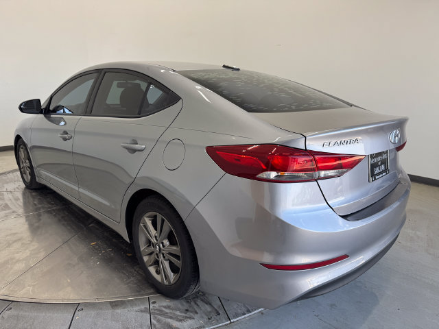 Used 2017 Hyundai Elantra SE FWD image 9