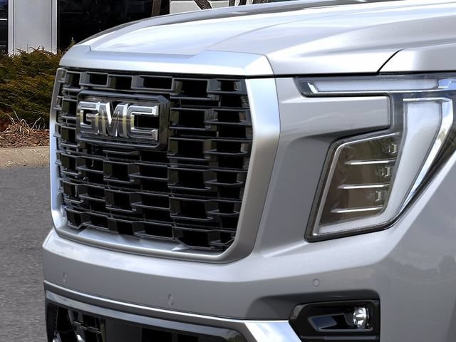 New 2026 GMC Yukon Denali w/ Denali Reserve Package AWD/4WD image 13