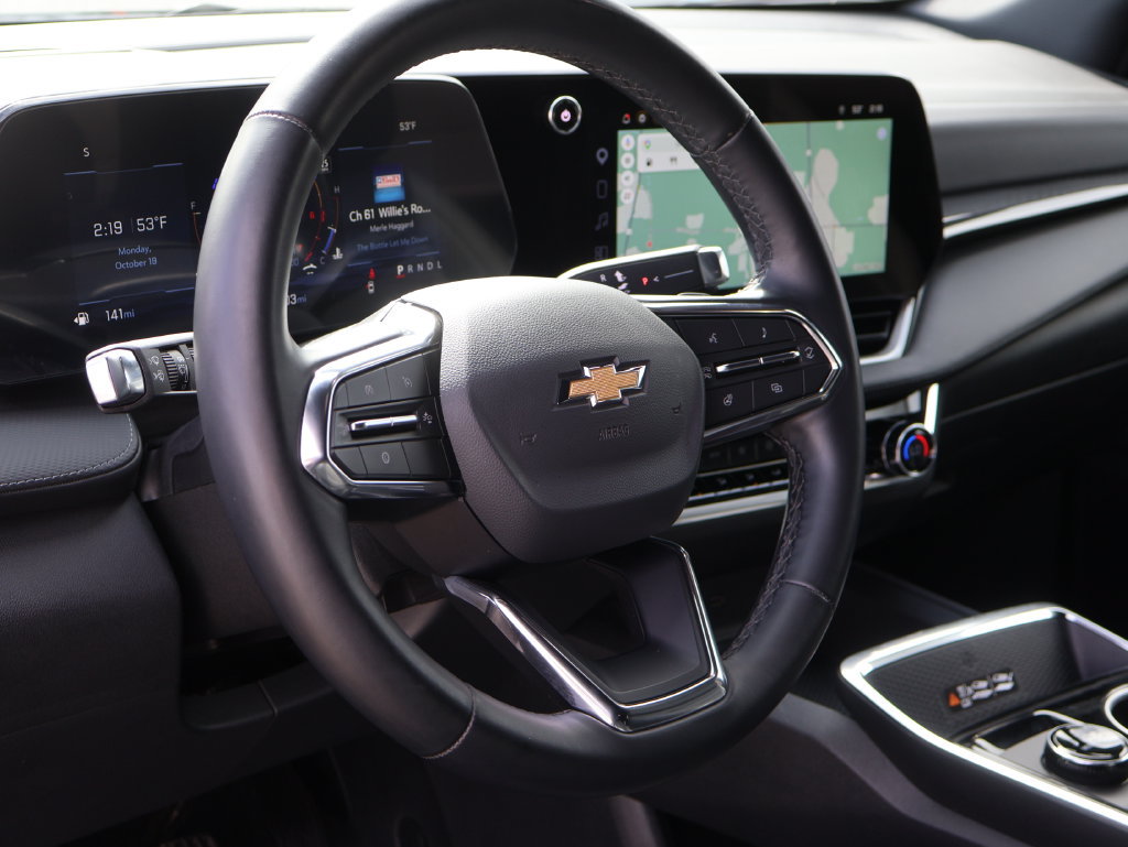 Used 2026 Chevrolet Equinox LT w/ Convenience Package II FWD image 24