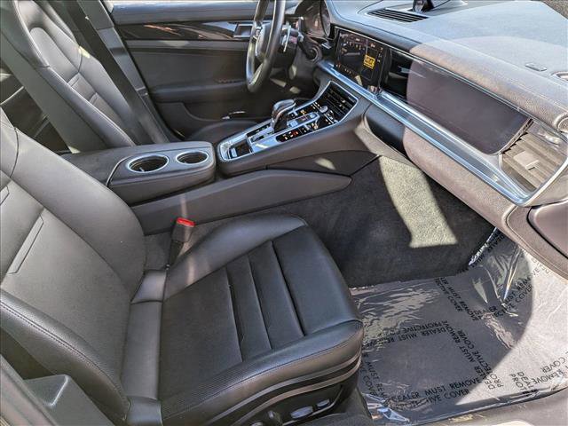 Used 2022 Porsche Panamera image 23