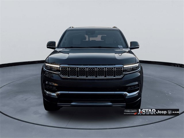 Used 2022 Jeep Grand Wagoneer Series II w/ Convenience Group III image 2