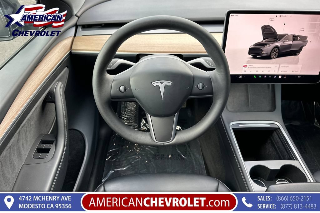 Used 2025 Tesla Model Y Long Range RWD image 18