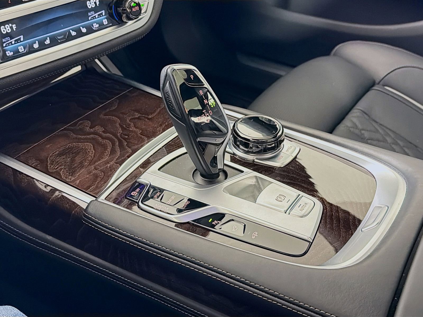 Used 2022 BMW 750i xDrive w/ Executive Package image 20