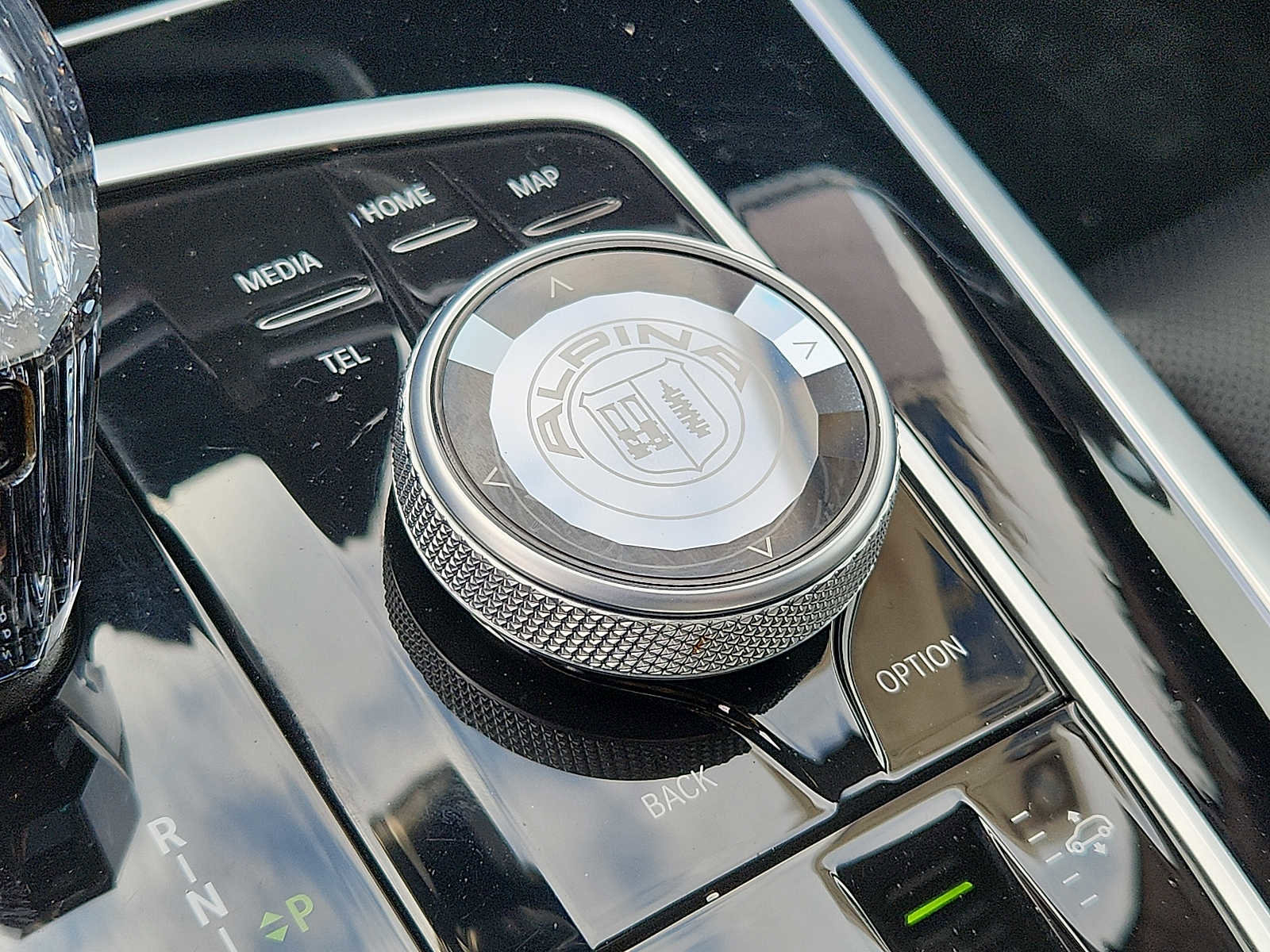 Certified 2023 BMW ALPINA XB7 image 26