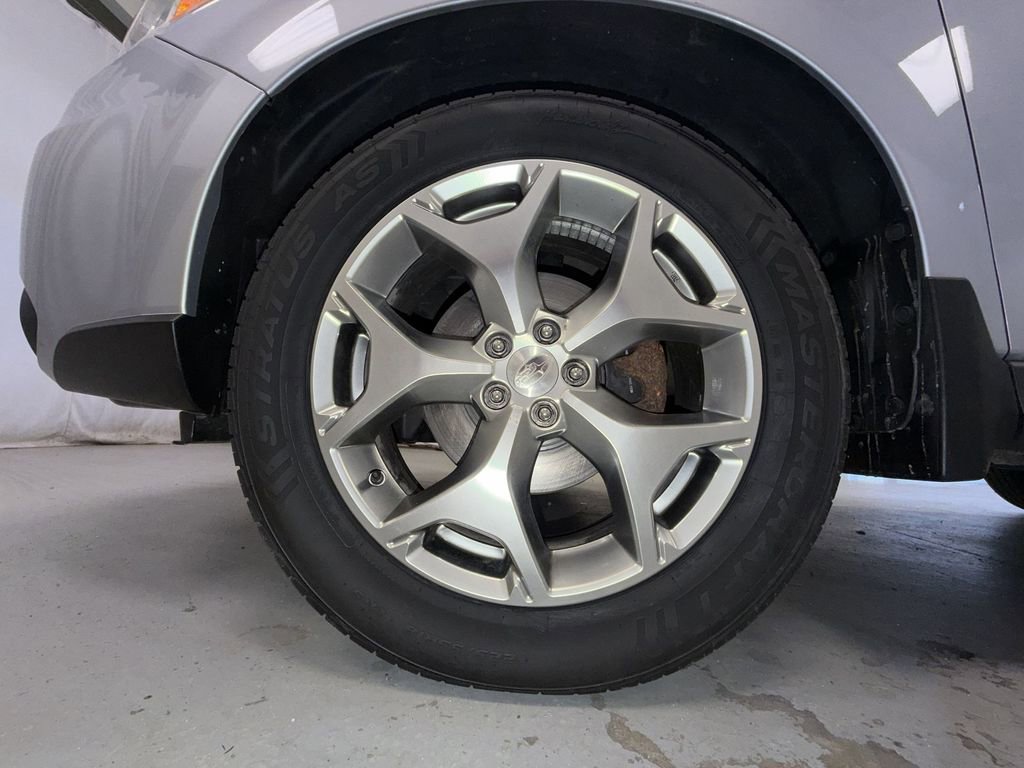 Used 2016 Subaru Forester 2.5i Touring w/ Eyesight & Navigation System AWD/4WD image 14