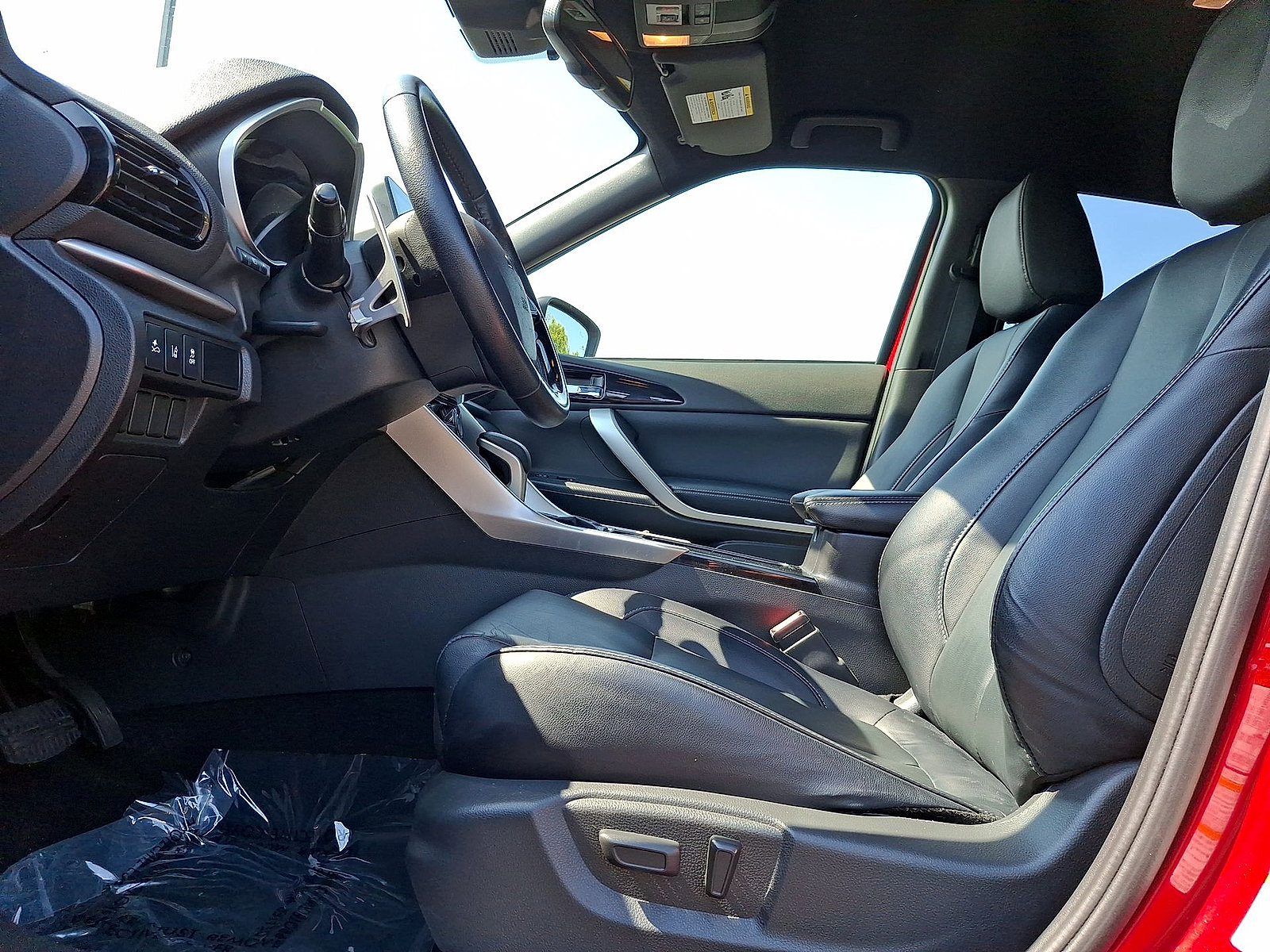 Used 2023 Mitsubishi Eclipse Cross SE AWD/4WD image 11