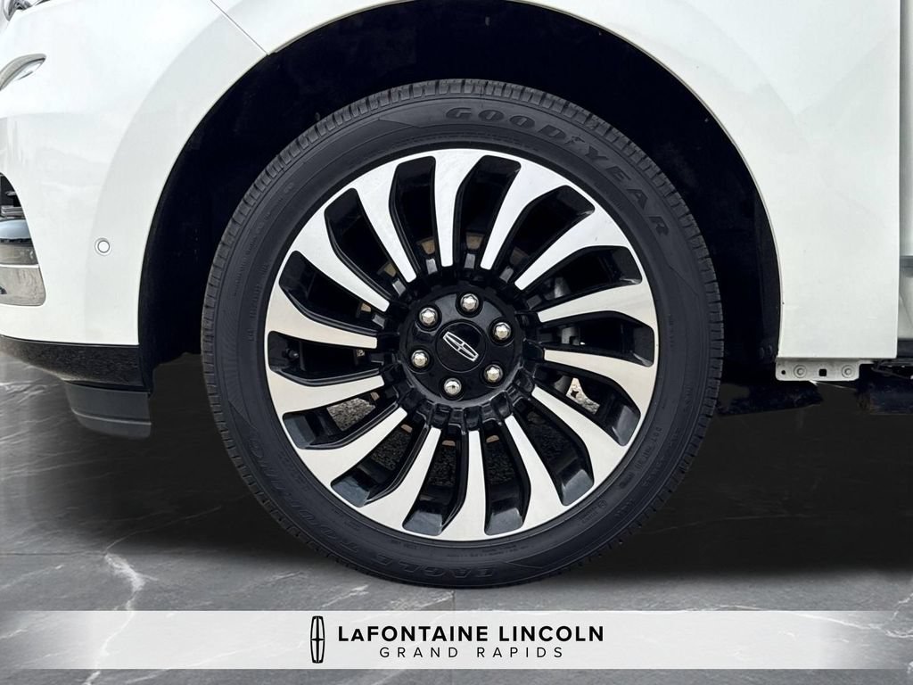Certified 2024 Lincoln Navigator Black Label AWD/4WD image 34