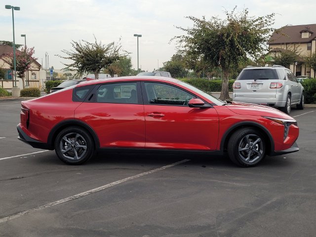 New 2026 Kia K4 FWD image 3