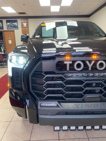 Used 2024 Toyota Tundra TRD Pro AWD/4WD image 8