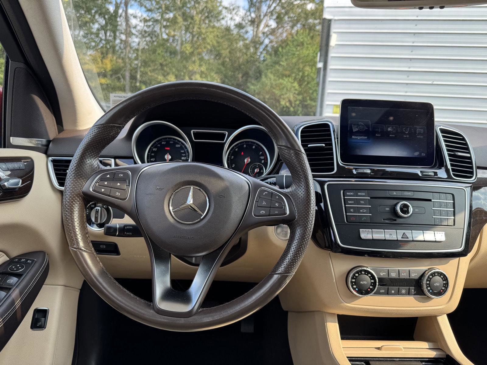 Used 2018 Mercedes-Benz GLE 350 image 16