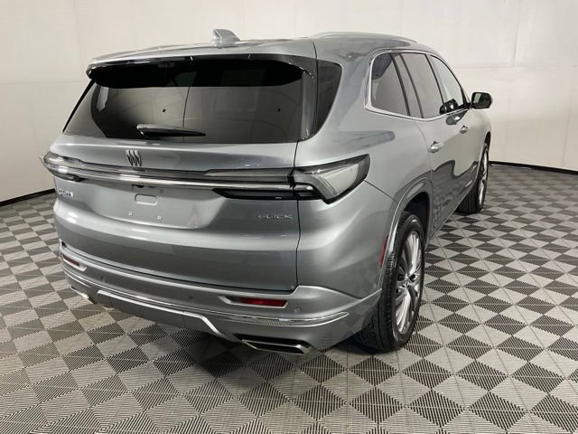 Used 2025 Buick Enclave Avenir w/ Super Cruise Package AWD/4WD image 7