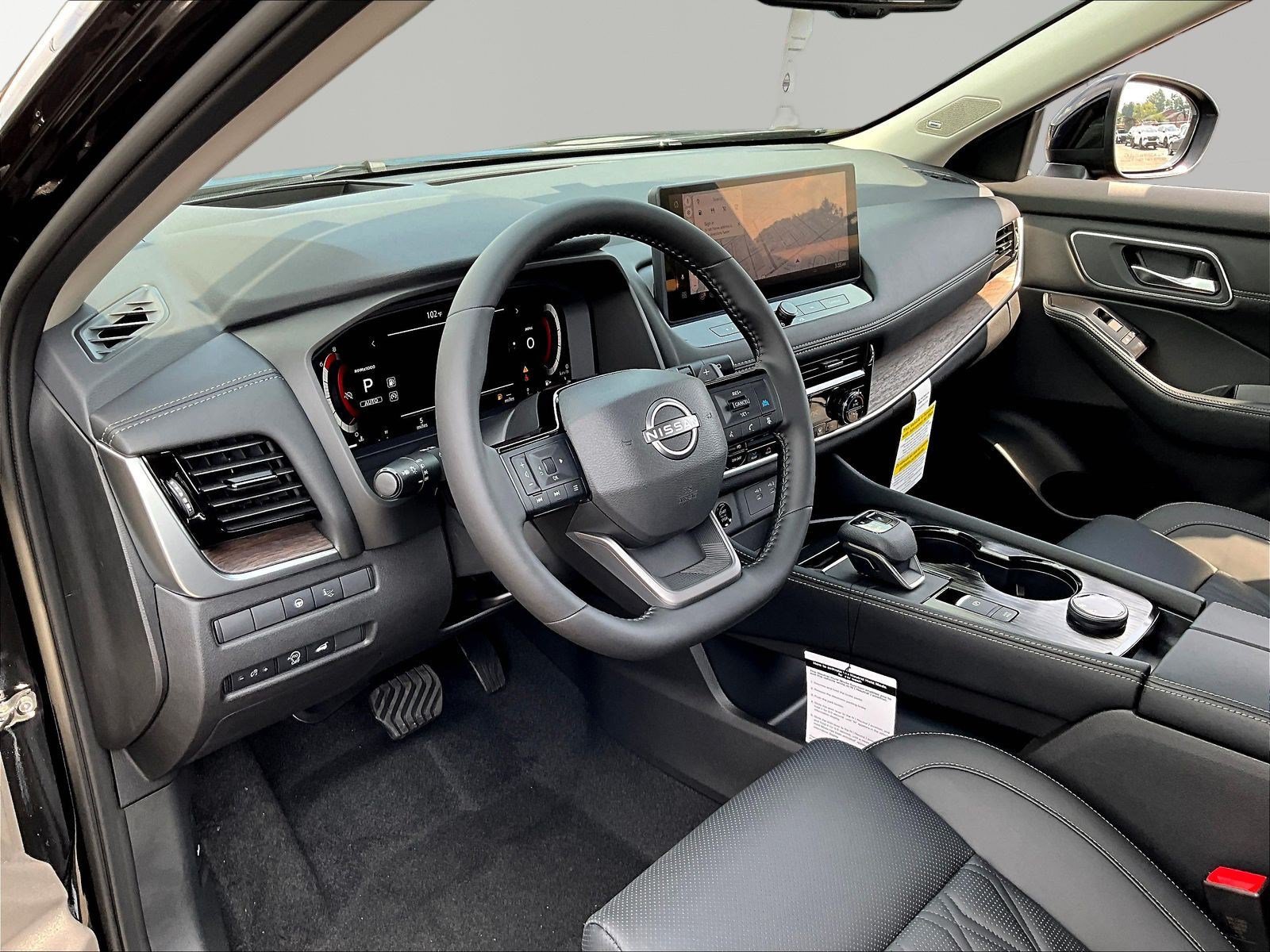 New 2026 Nissan Rogue Platinum w/ Platinum Premium Package AWD/4WD image 16