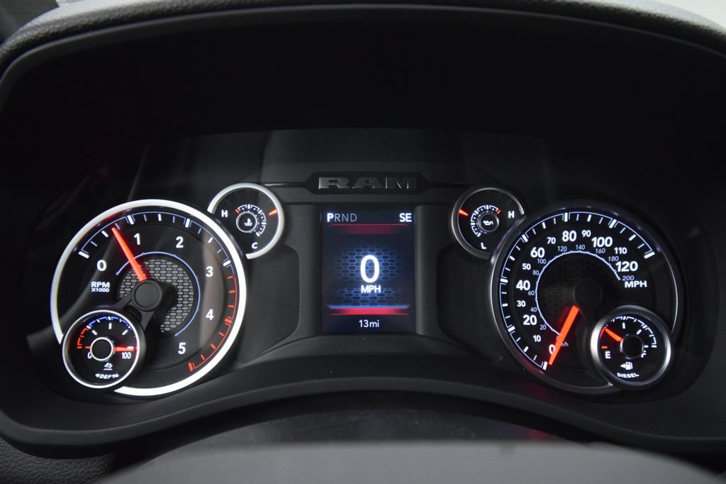 New 2026 RAM 2500 Tradesman AWD/4WD image 19
