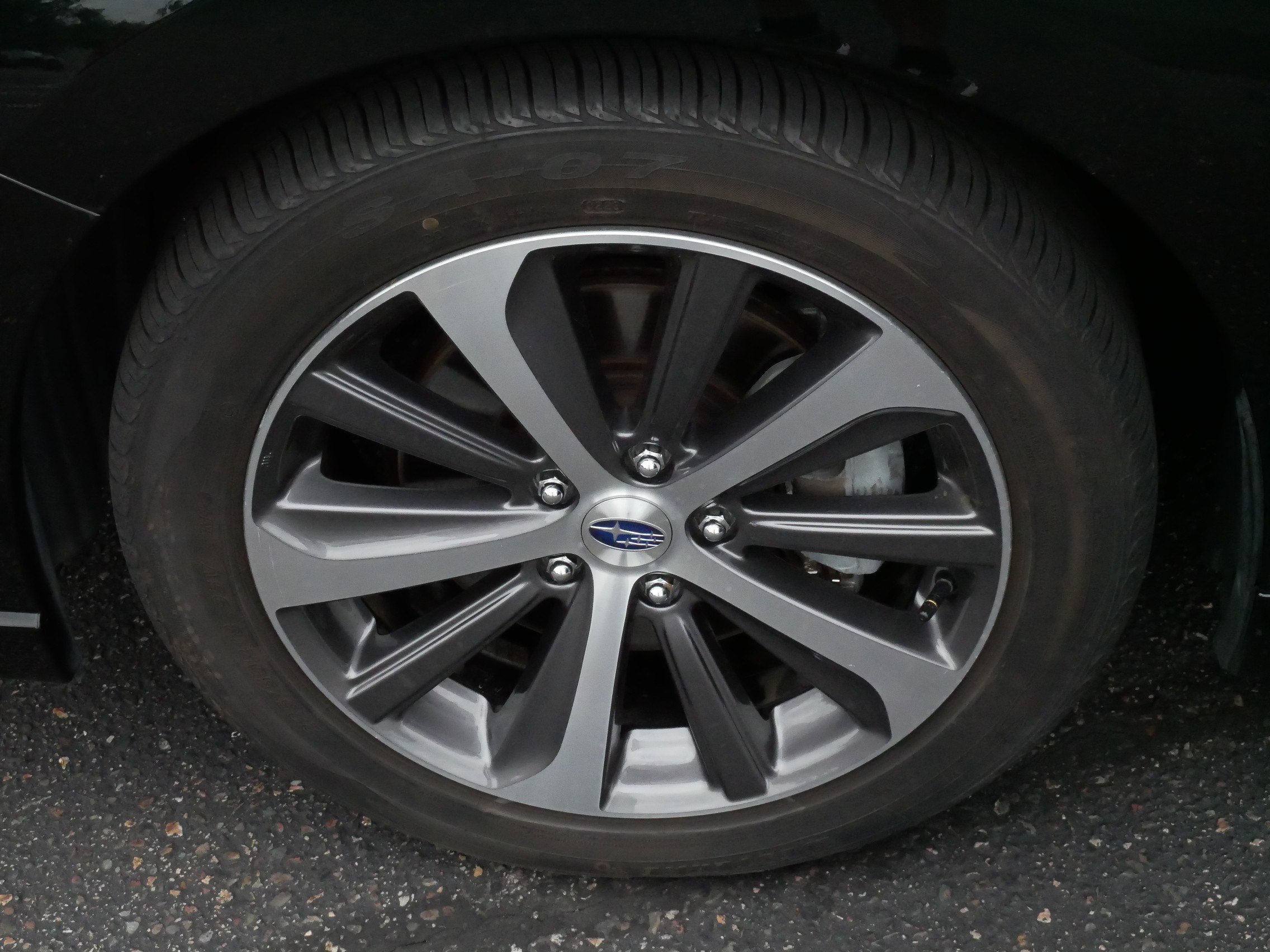 Used 2018 Subaru Legacy 3.6R Limited AWD/4WD image 15