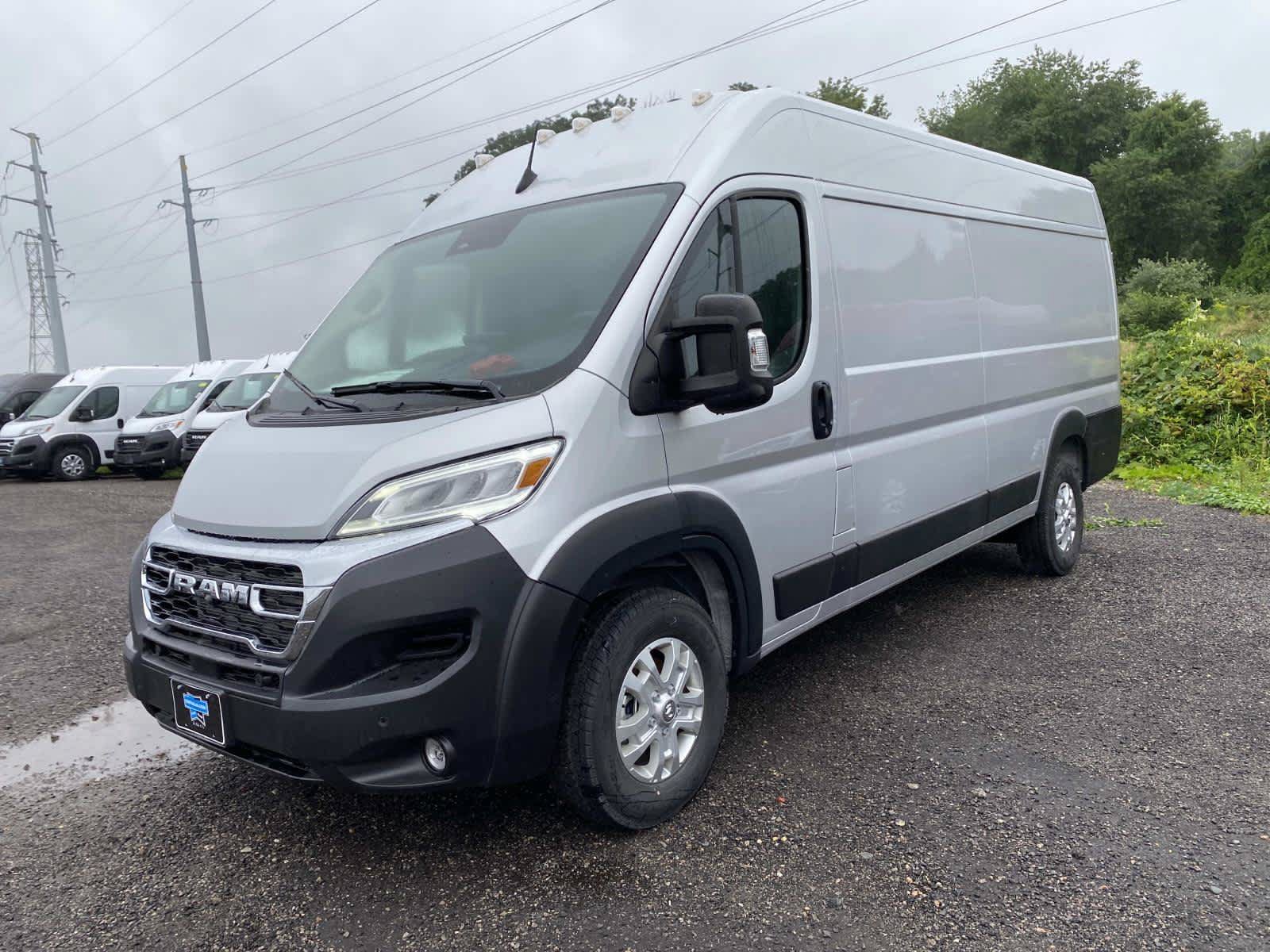 Used 2025 RAM ProMaster 3500 w/ Quick Order Package 22H SLT+ FWD image 9