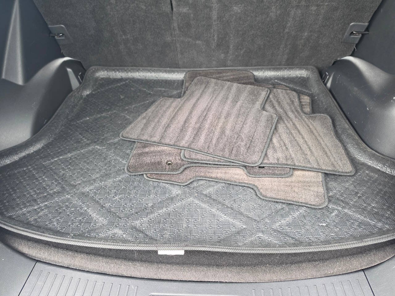 Used 2013 Nissan Rogue SV w/ Premium Pkg FWD image 23