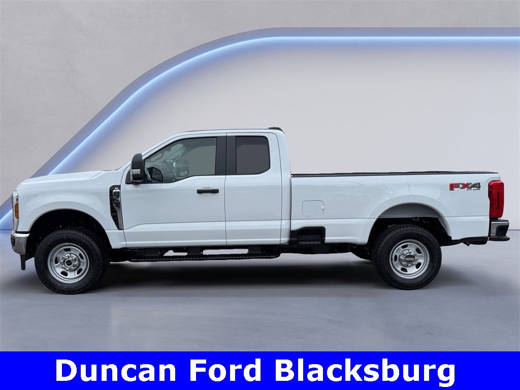 New 2026 Ford F350 XL w/ FX4 Off-Road Package image 6