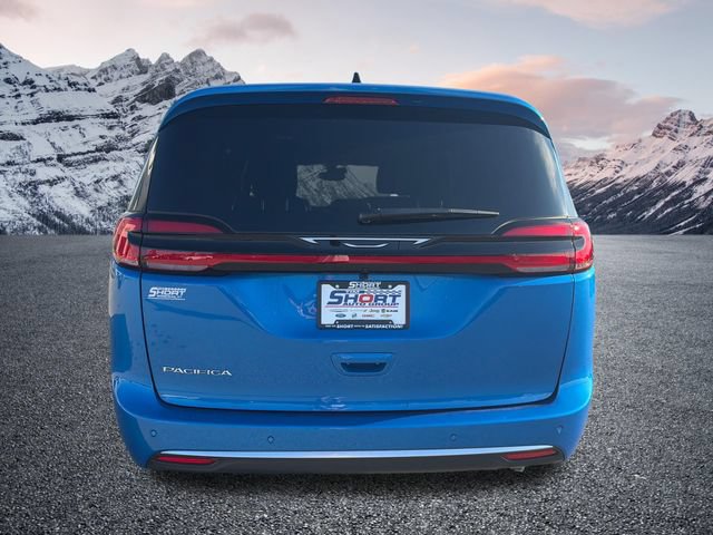New 2027 Chrysler Pacifica Select FWD image 6