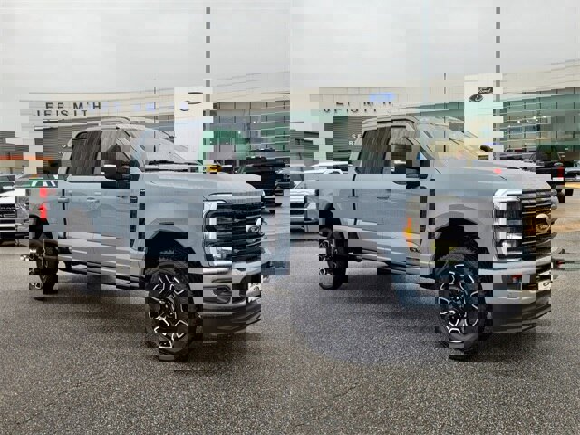 New 2026 Ford F350 4x4 Crew Cab Super Duty video 1