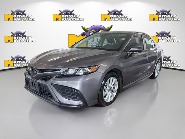 Used 2023 Toyota Camry SE image 1