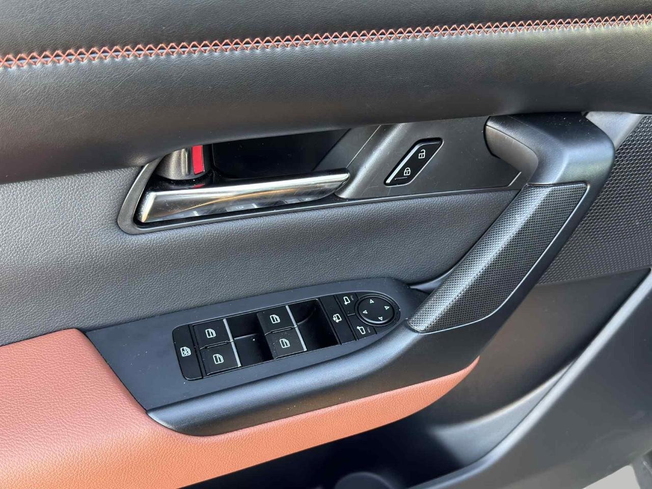 Used 2025 MAZDA CX-50 2.5 Turbo w/ Weather Package image 9