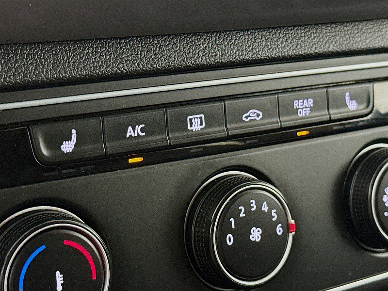 Used 2023 Volkswagen Atlas SE image 20