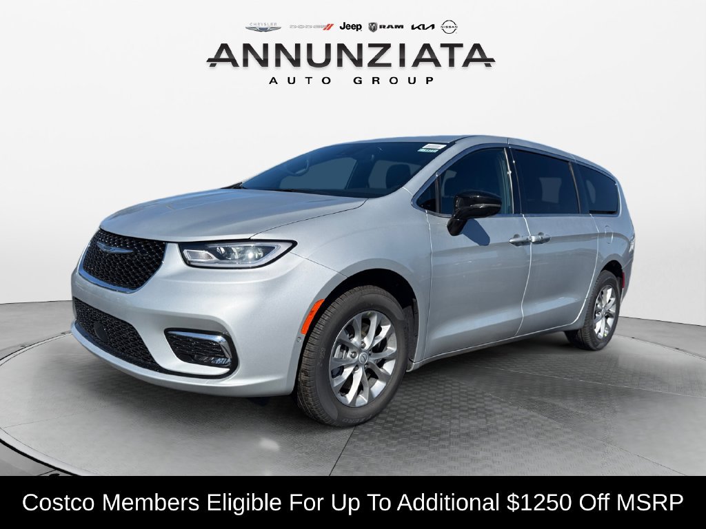 New 2026 Chrysler Pacifica Select AWD/4WD image 1