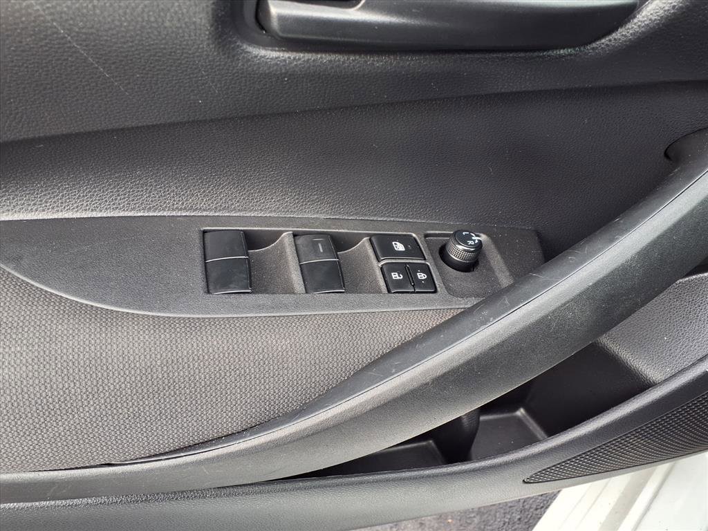 Used 2022 Toyota Corolla LE image 20