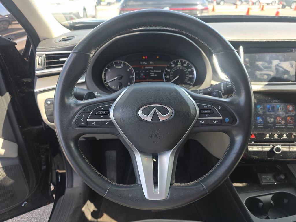 Certified 2023 INFINITI QX50 Luxe FWD image 15